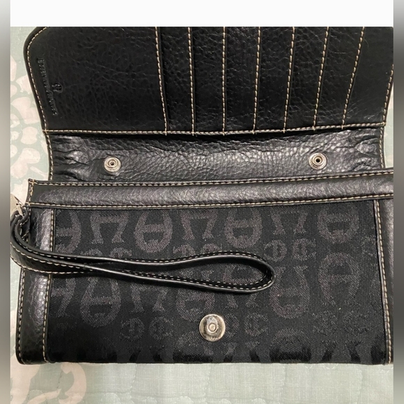 Etienne Aigner Convertible Logo Wristlet Bag - Picture 16 of 16